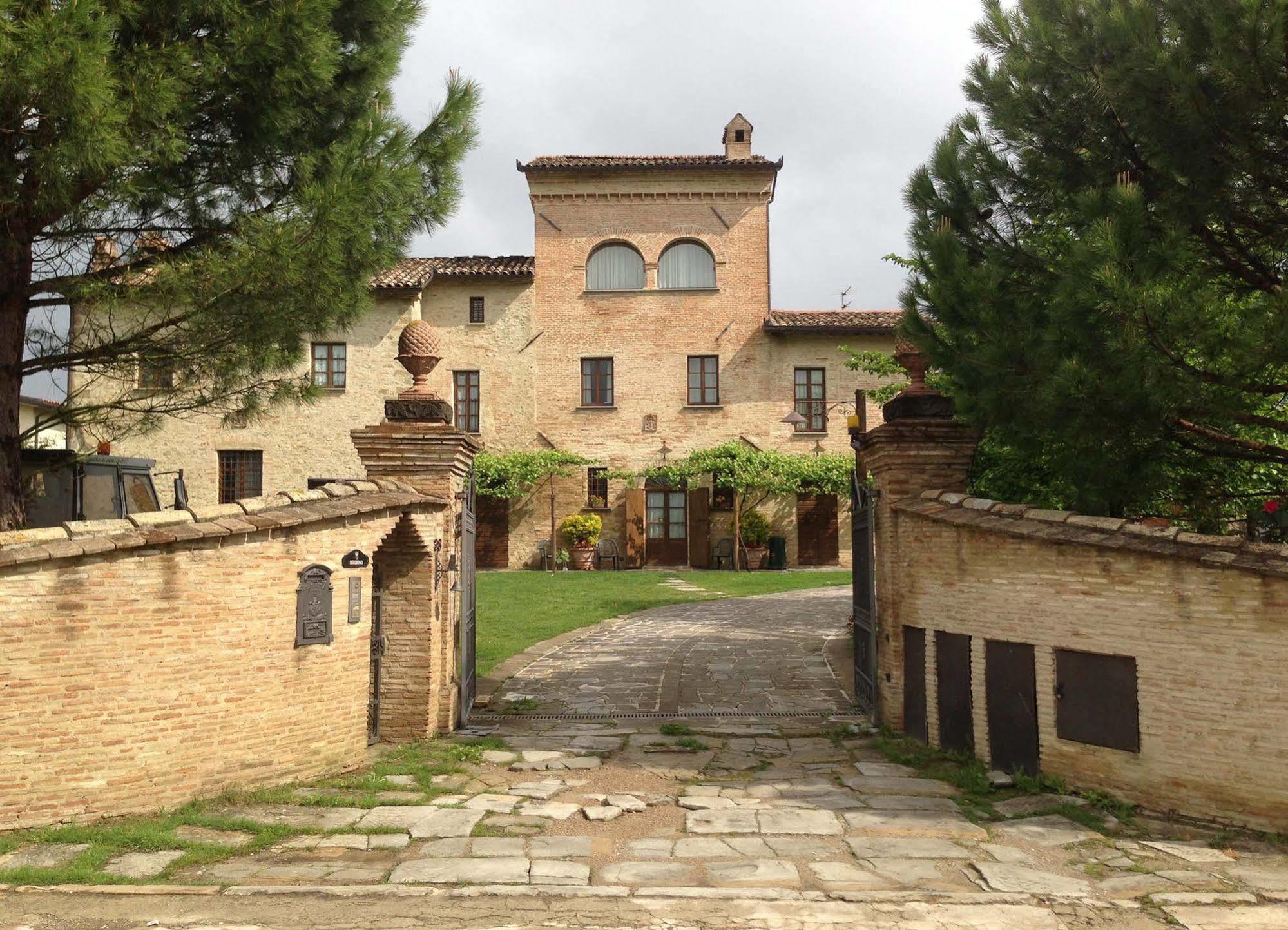 فندق Residenza D'Epoca Il Biribino تْشيتّا دي كاستيلّو المظهر الخارجي الصورة